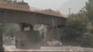 Sistema frontal: Videos muestran que puente en San Clemente está a punto de colapsar