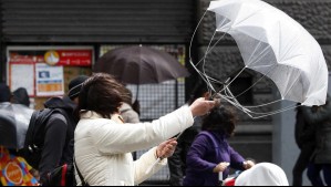 Meteorología emite aviso de vientos 'normales a moderados' en varias zonas de las regiones de Metropolitana y Valparaíso