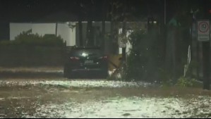 Evacuan a familias y un hogar de adultos mayores en Pirque por desborde de río Seco