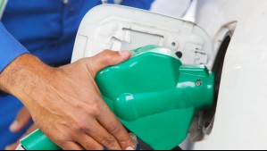 Bencinas podrían seguir subiendo: ¿De cuánto sería el alza en los combustibles?