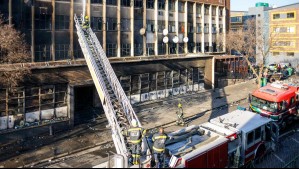 Tragedia en Sudáfrica: Más de 70 personas mueren calcinadas en edificio incendiado