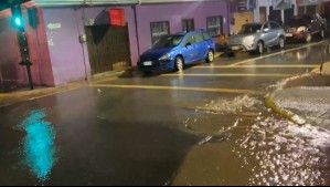 Reportan inundaciones y corte de luz en la comuna de Pelluhue tras intensas precipitaciones