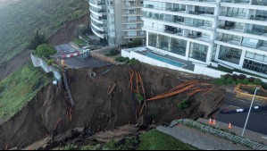 Anuncian evacuación de dos edificios más por nuevo socavón en Viña del Mar