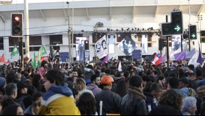 50 años del Golpe de Estado: Miles de personas se congregaron en el acto de conmemoración en el Estadio Nacional