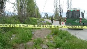 Hombre es encontrado muerto en sitio eriazo de La Pintana: Habría sido baleado