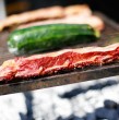 ¿Te sobró carne de las Fiestas Patrias? Conoce cuánto puede durar la carne una vez ya cocinada dentro del refrigerador y qué hacer para evitar la contaminación cruzada en el electrodoméstico.