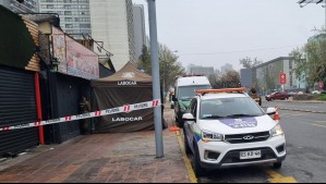 Encuentran cuerpo en la Alameda: Presentaba una 'herida abierta en el sector ocular'