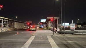 Fatal accidente en Conchalí: Joven de 24 años muere tras chocar a vehículo de obras en autopista Vespucio Norte