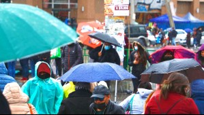 'Se vienen sorpresas para la capital': Pronostican precipitaciones para este martes en Santiago