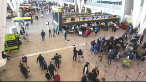 Atención con el fin de semana largo: Paro de controladores aéreos podría causar cambios en vuelos