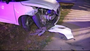 Sujetos chocan vehículo contra puerta principal de Mall en Quilicura para robar una tienda: Hay dos lesionados