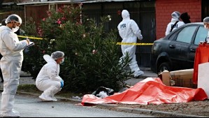 Encuentran cuerpo en calle de Lo Espejo: Mantiene heridas por impactos de bala