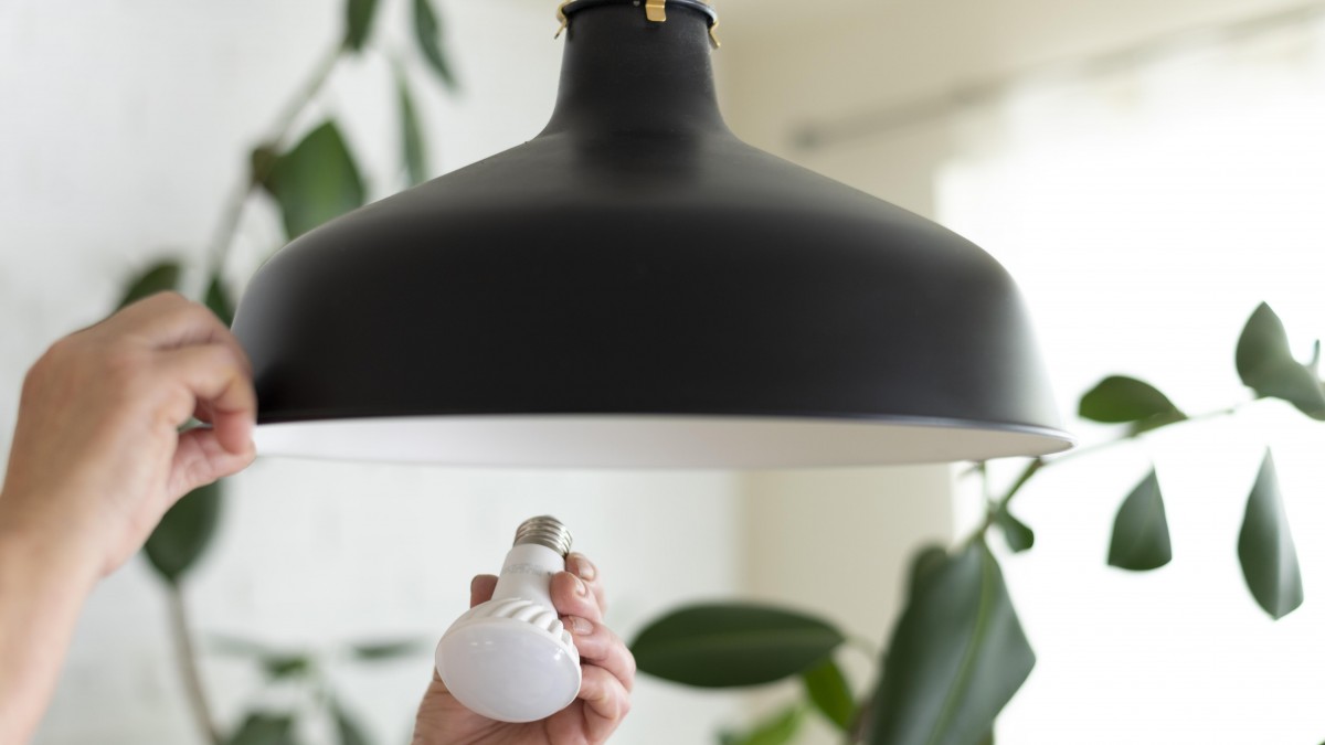 ¿Cómo reducir el gasto en iluminación?: Nuevo programa 'Tu consumo sí importa' entrega soluciones a este problema