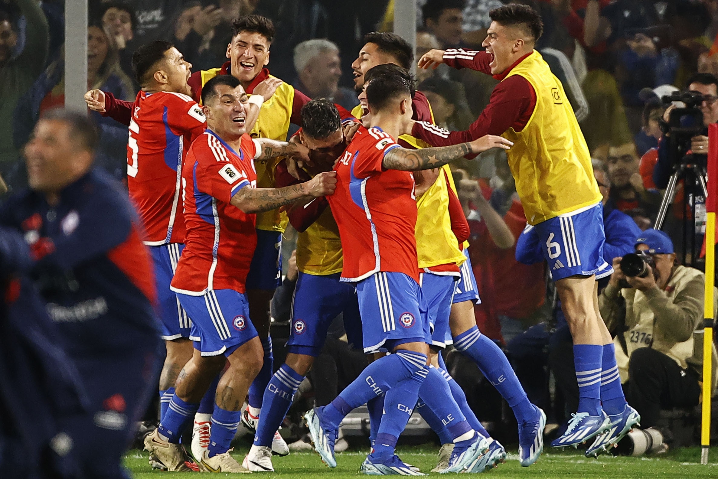 Chile vs. Perú por la Fecha 3 de las Clasificatorias al Mundial del 2026 / Aton