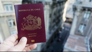 Ley 'Papito Corazón' se lo impidió: Chileno no pudo renovar su pasaporte por deber más de $169 millones en pensión
