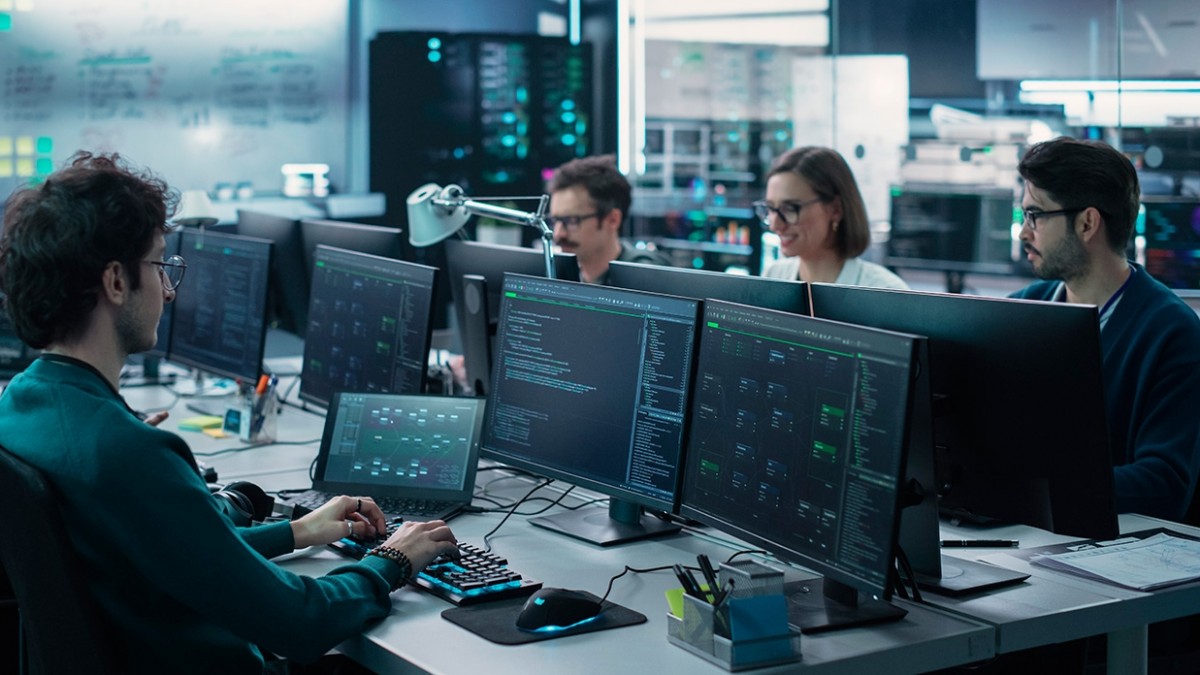 Conoce cómo trabaja la Ciberseguridad en conjunto con la Inteligencia Artificial para proteger el mundo digital