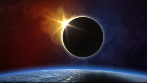 ¿Se podrán ver en Chile? Estos son los eclipses más esperados de 2024