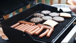 ¿Tienes una parrilla eléctrica? Así puedes limpiarla correctamente