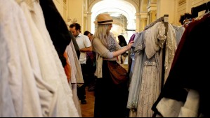 Desde 3.000 pesos: Teatro Municipal tendrá venta de vestuario teatral durante este 24, 25 y 26 de octubre