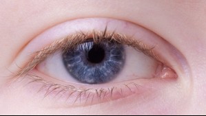 ¿Sientes un 'tiritón' en el ojo? Estos son los síntomas del blefaroespasmo y cómo puedes tratarlo