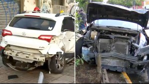 Violento choque deja a dos lesionados en Santiago: Vehículos quedaron con serios daños tras el impacto
