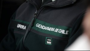 Detienen a gendarme por intentar ingresar celulares a cárcel de mujeres en Santiago: Los portaba en su espalda