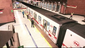 Metro de Santiago restablece servicio tras cierre de tres estaciones de la Línea 4