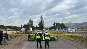 Encuentran cuerpo de hombre baleado al interior de un camión en Lampa