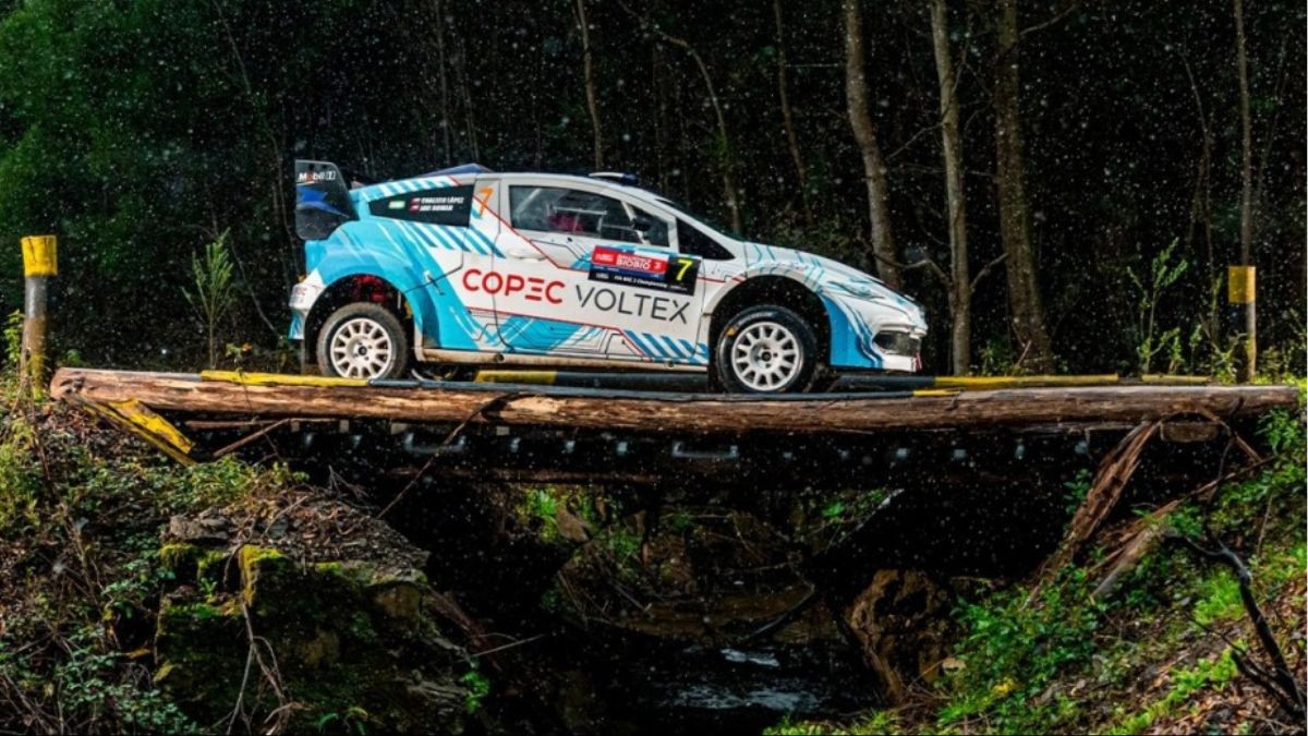 Alcanza los 100 Km/h en 3,2 segundos: Así es el primer auto de rally 100% eléctrico en la región