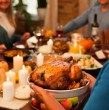 Los 24 de noviembre de cada año, los estadounidenses celebran el Día de Acción de Gracias reunidos alrededor de la mesa y comiendo tradicionales preparaciones como pavo relleno o pastel de calabaza.