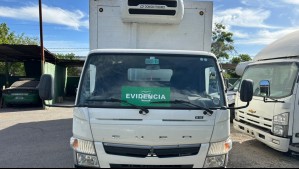 Recuperan camión robado con 8 mil kilos de carne: El peoneta fue retenido por delincuentes y se desconoce su paradero