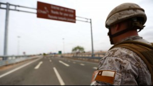 Tres militares detenidos por golpear a migrante que intentaba cruzar frontera en Colchane