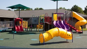 Centro recreacional deberá pagar $60 millones tras accidente de niña en tobogán: Sufrió la amputación de un dedo