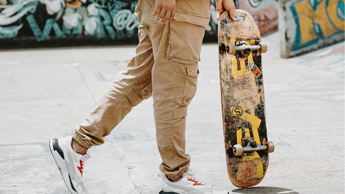 Guía de estilo: cómo elegir y combinar el pantalón cargo hombre -  Meganoticias
