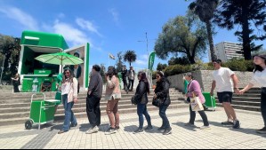 'Para vivir una experiencia refrescante': Sprite instala refrigeradores gigantes en Maipú y Viña del Mar