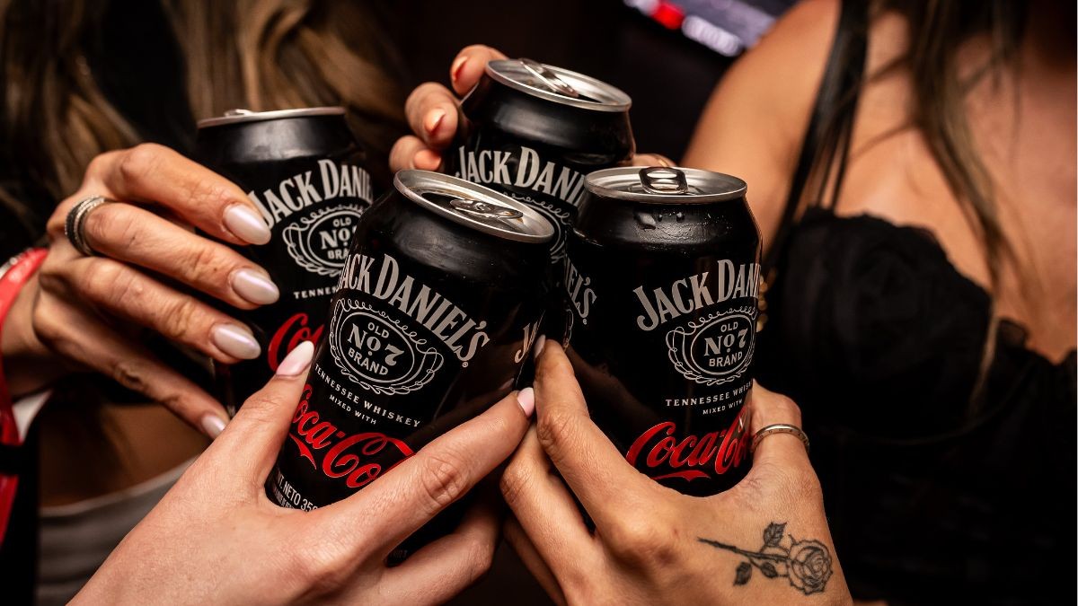 'Representa el equilibrio de sabores':  Coca-Cola y Jack Daniel's lanzaron 'Jack & Coke' en Chile
