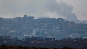 Israel reanuda bombardeos de Gaza y confirma muerte de cinco rehenes
