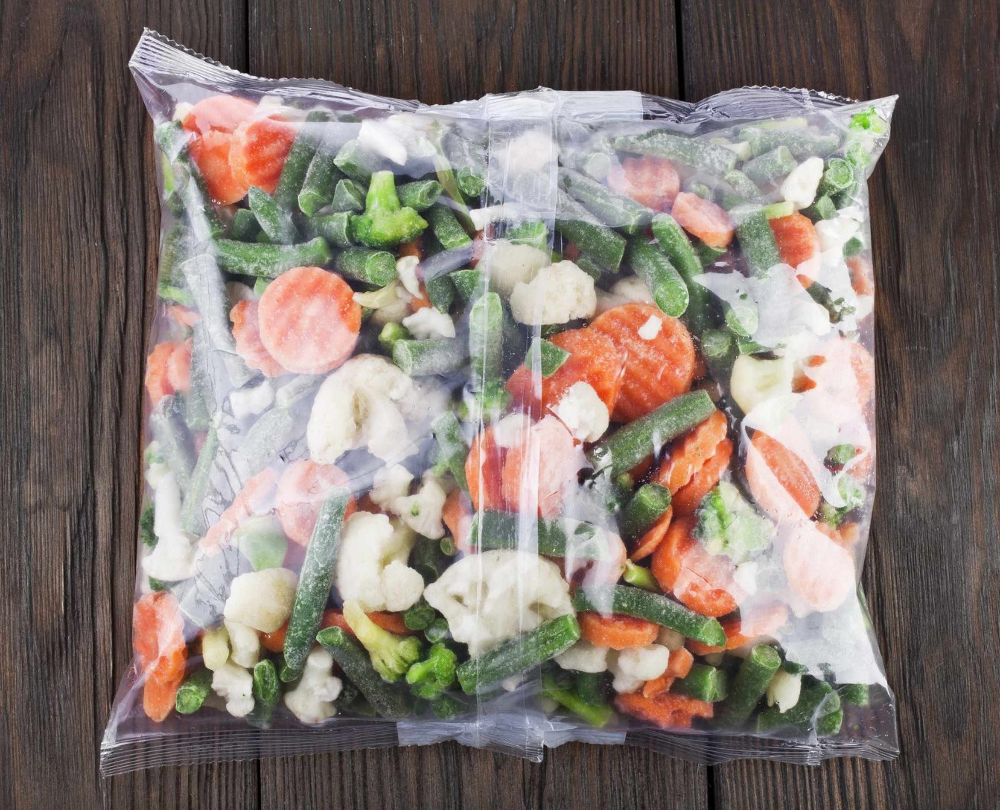 Замороженные овощи в упаковке. Заморозка овощей и фруктов. Замороженные овощи. Замораживание овощей. Овощи замороженные в пакетах.