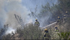 Gobierno anuncia querella contra presunto autor de incendio en Villa Alemana