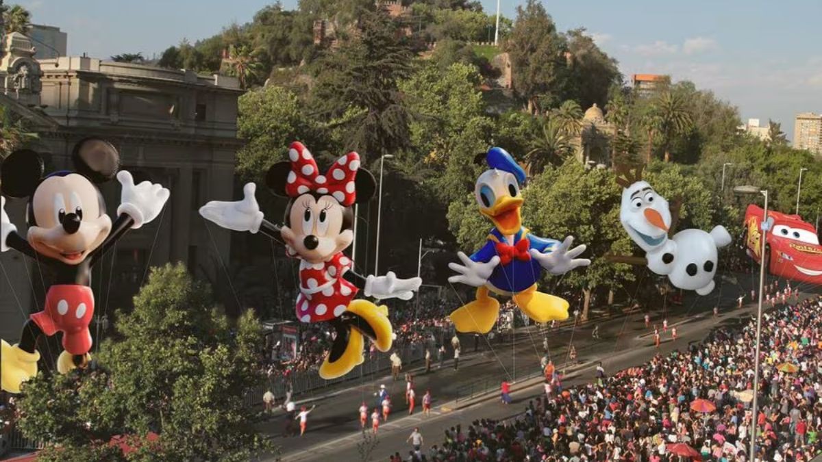 Paris Parade: Revive en mega.cl el desfile navideño más grande de Sudamérica