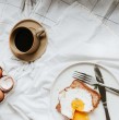 ¿Sueles comer huevos y tomar café al desayuno? Puede que no sea una buena idea después de todo. Conoce todos los detalles en la siguiente nota y las razones por las que no sería recomendable.