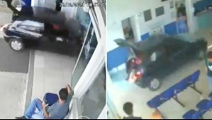 Video muestra a conductora arrasando con hospital en Brasil: Se enfureció por la tardía atención a su hermana