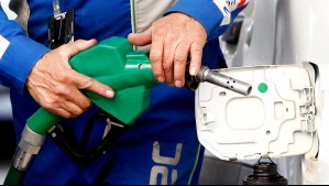 ¿Qué pasó con el precio de la bencina?: Revisa el valor de las gasolinas este primer jueves de 2024