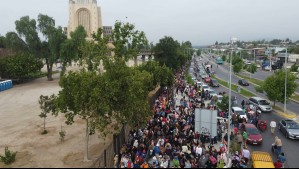 'Sanadora de Rosario' en Chile: Con problemas comenzó el multitudinario evento de Leda Bergonzi en Maipú