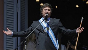 Presidente Javier Milei califica de 'idiotas útiles' a sus opositores en Argentina