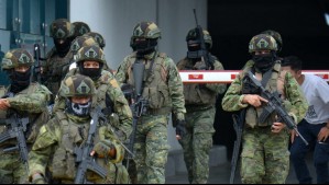 'No vamos a retroceder ni negociar': FFAA de Ecuador advierten que bandas narco serán 'objetivos militares'