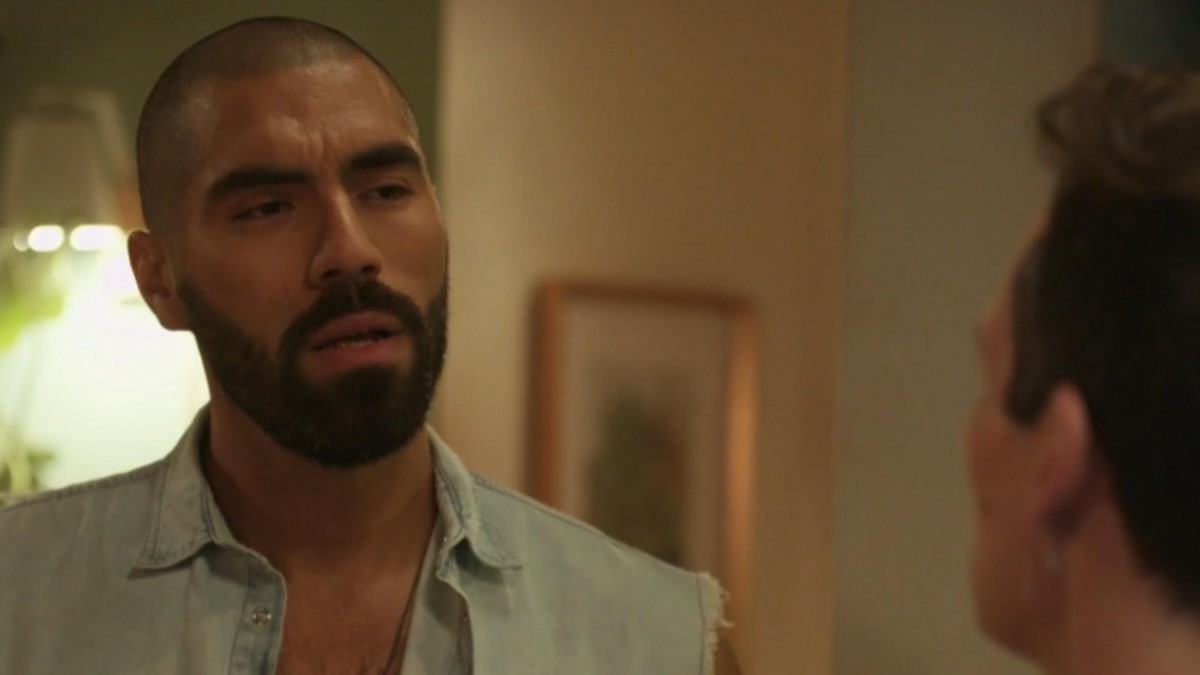 Interpreta a un colombiano, pero es chileno Conoce a Orlando Alfaro