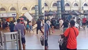 Videos muestran violenta pelea entre ambulantes y guardias en Estación Central