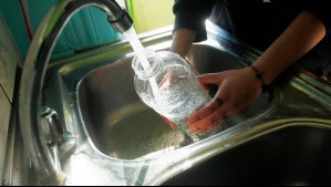 Para destinar el caudal en combatir los incendios: Esval llama al uso moderado del agua potable en el Gran Valparaíso