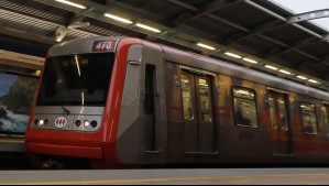 Metro de Santiago restablece su servicio tras cierre de una de sus estaciones en Línea 4